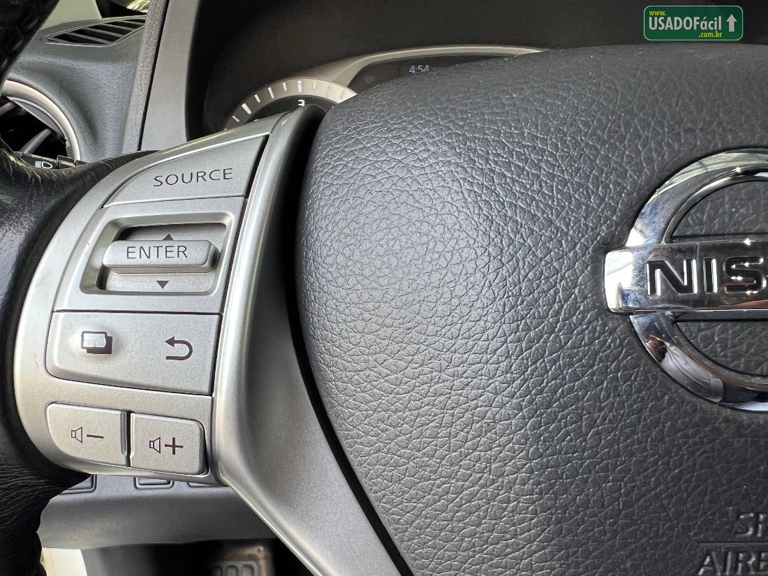 Nissan Frontier XE CD 2.3 4x4 Bi-Turbo Automático Diesel 2020/2021 — foto 22 de 24