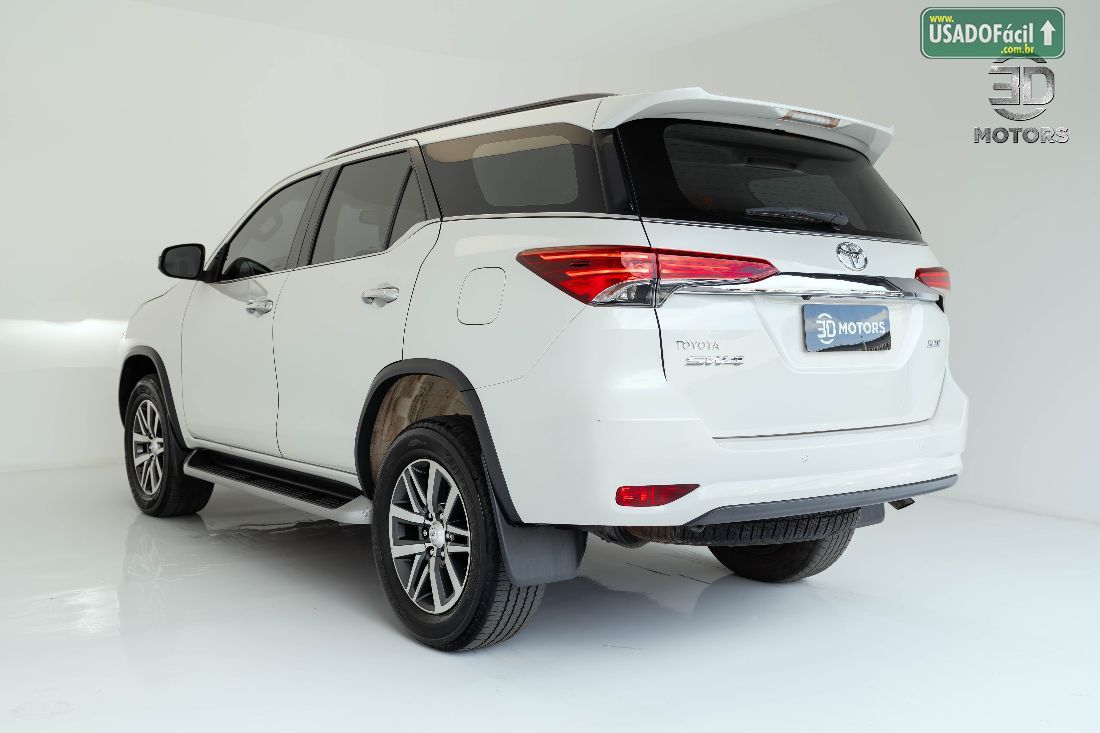 Toyota Hilux SW4 SRX 2.8 4x4 TDI Automático Diesel 2020/2020 — foto 6 de 15