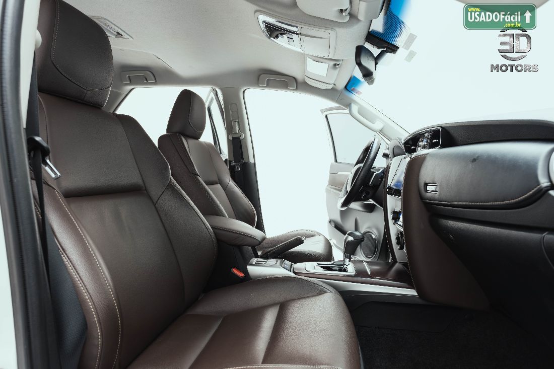 Toyota Hilux SW4 SRX 2.8 4x4 TDI Automático Diesel 2020/2020 — foto 7 de 15