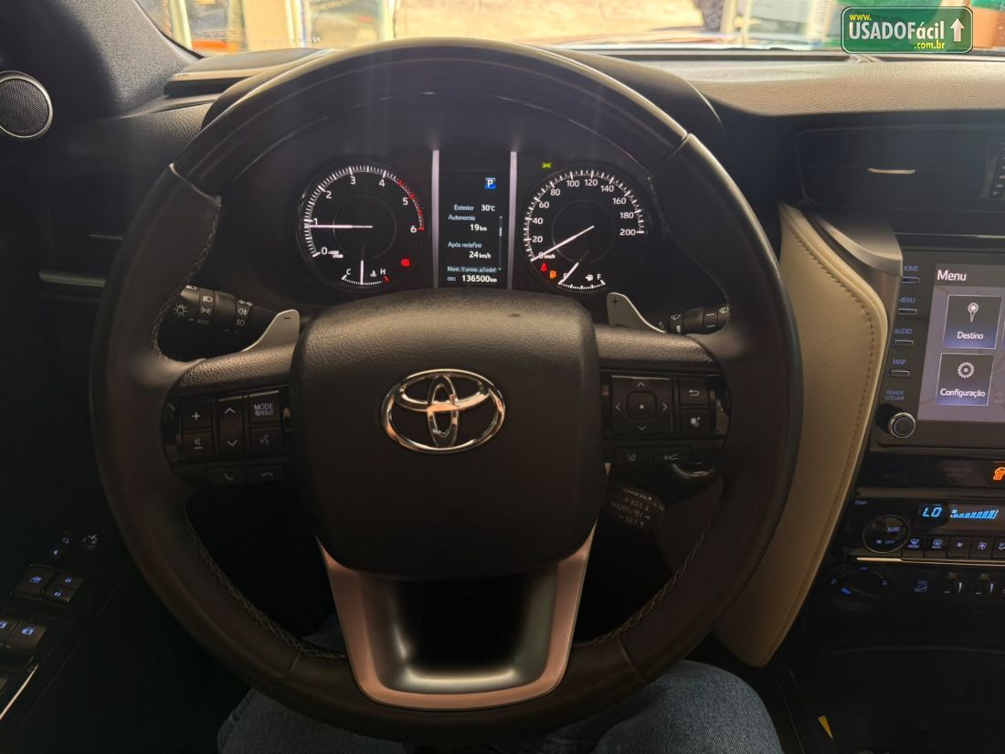 Toyota Hilux SW4 Diamond 2.8 4x4 Turbo Automático Diesel 2022/2022 — foto 9 de 15