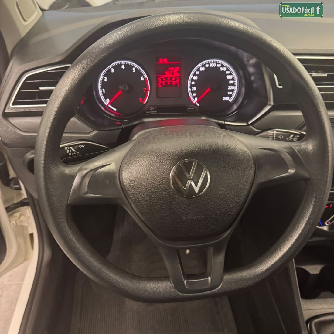 Volkswagen Saveiro Robust 1.6 Total Flex 2023/2024 — foto 4 de 8