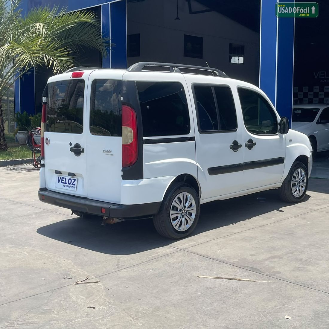 Fiat Doblo Essence 1.8 Flex 5P 2019/2020 — foto 6 de 12