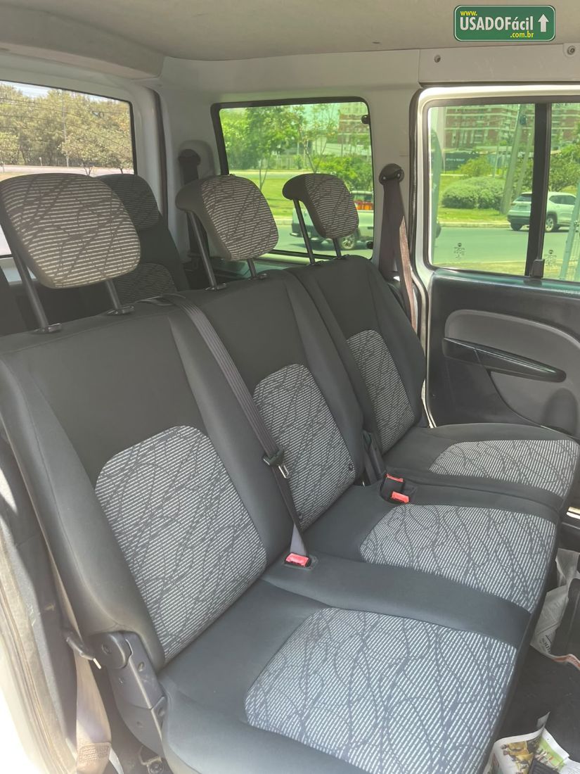 Fiat Doblo Essence 1.8 Flex 5P 2019/2020 — foto 8 de 12