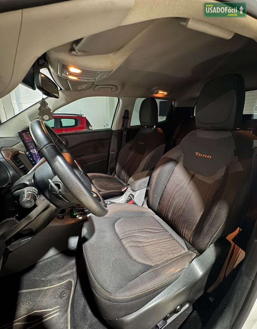 Fiat Toro Volcano 2.4 Automático Flex 2018/2019 — foto 10 de 23