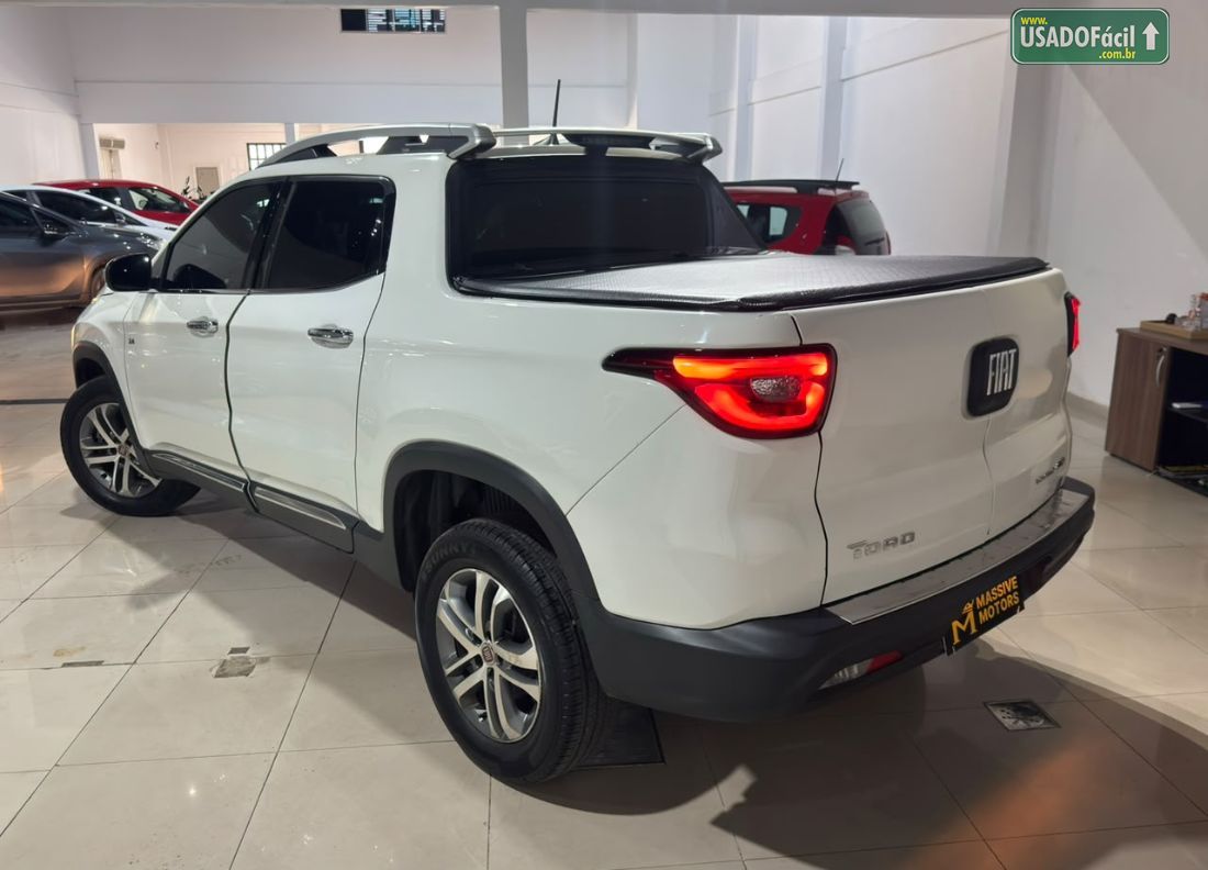 Fiat Toro Volcano 2.4 Automático Flex 2018/2019 — foto 4 de 23