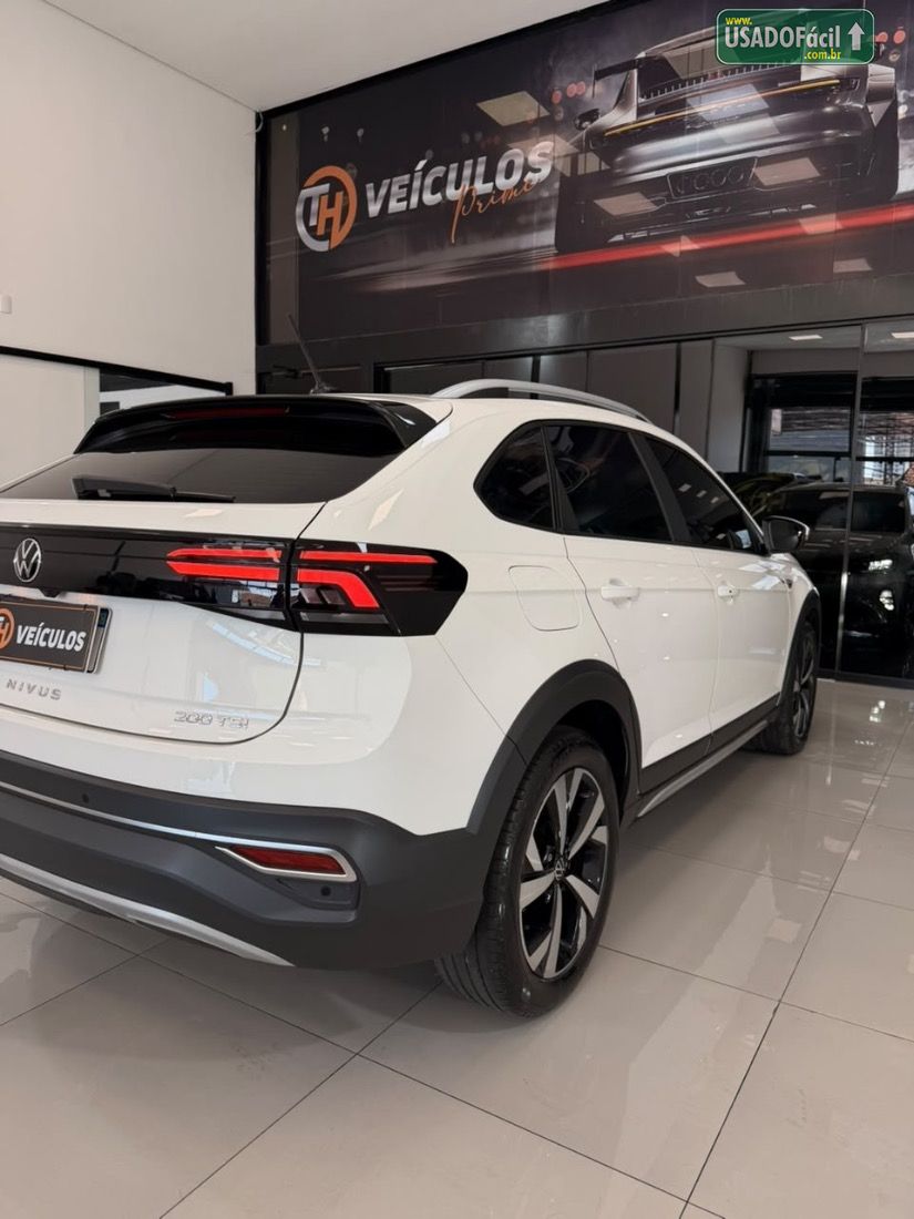 Volkswagen Nivus Highline 200 TSI Automático Flex 2023/2024 — foto 10 de 18
