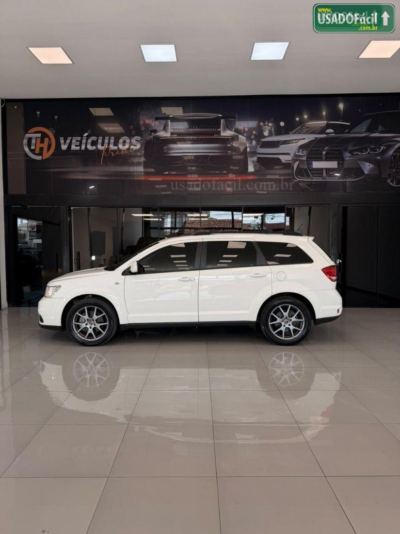 Fiat FREEMONT 2.4 Automático 2014/2015 — foto 3 de 21