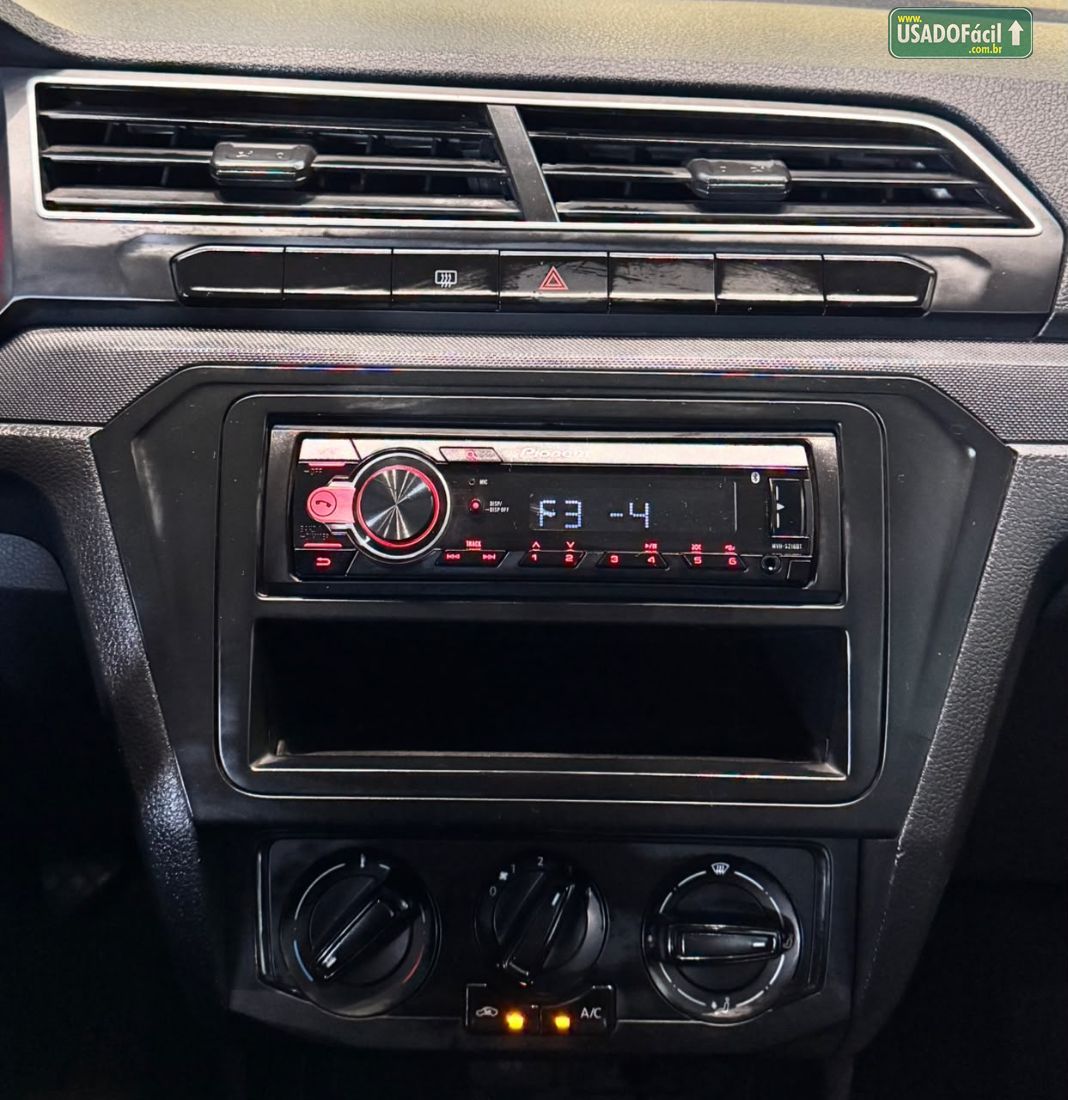 Volkswagen Voyage 1.0 Flex 2022/2023 — foto 9 de 13