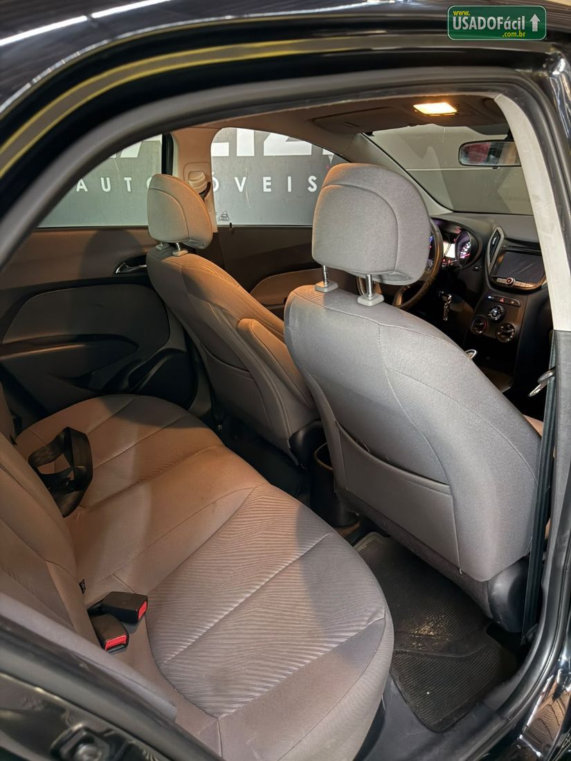 Hyundai HB20 Hatch Premium 1.6 Automático Flex 2014/2015 — foto 10 de 10