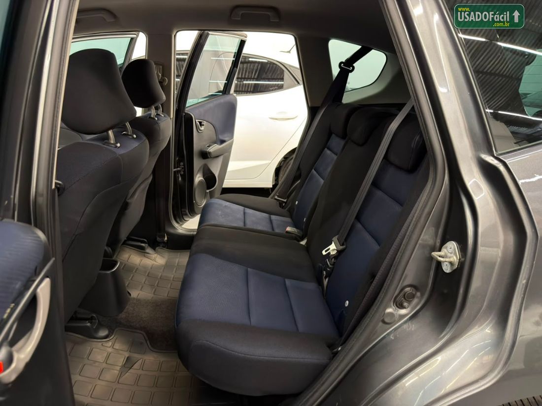 Honda Fit LX 1.4 16V 5P Mecanico 2013/2014 — foto 8 de 13
