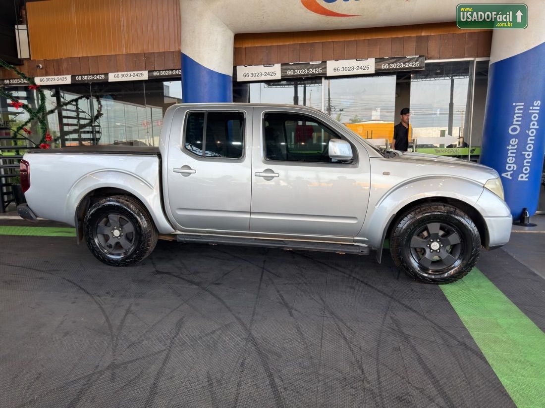 Nissan Frontier LE CD 2.5 4x4 Turbo Mecânico Diesel 2008/2009 — foto 10 de 12