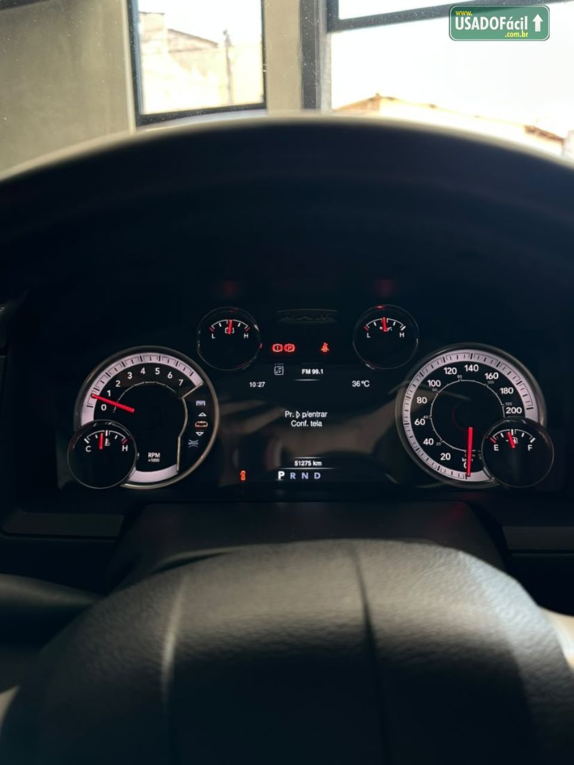 RAM Ram Classic Laramie Night Edition 5.7 4X4 Automático 2022/2022 — foto 24 de 24
