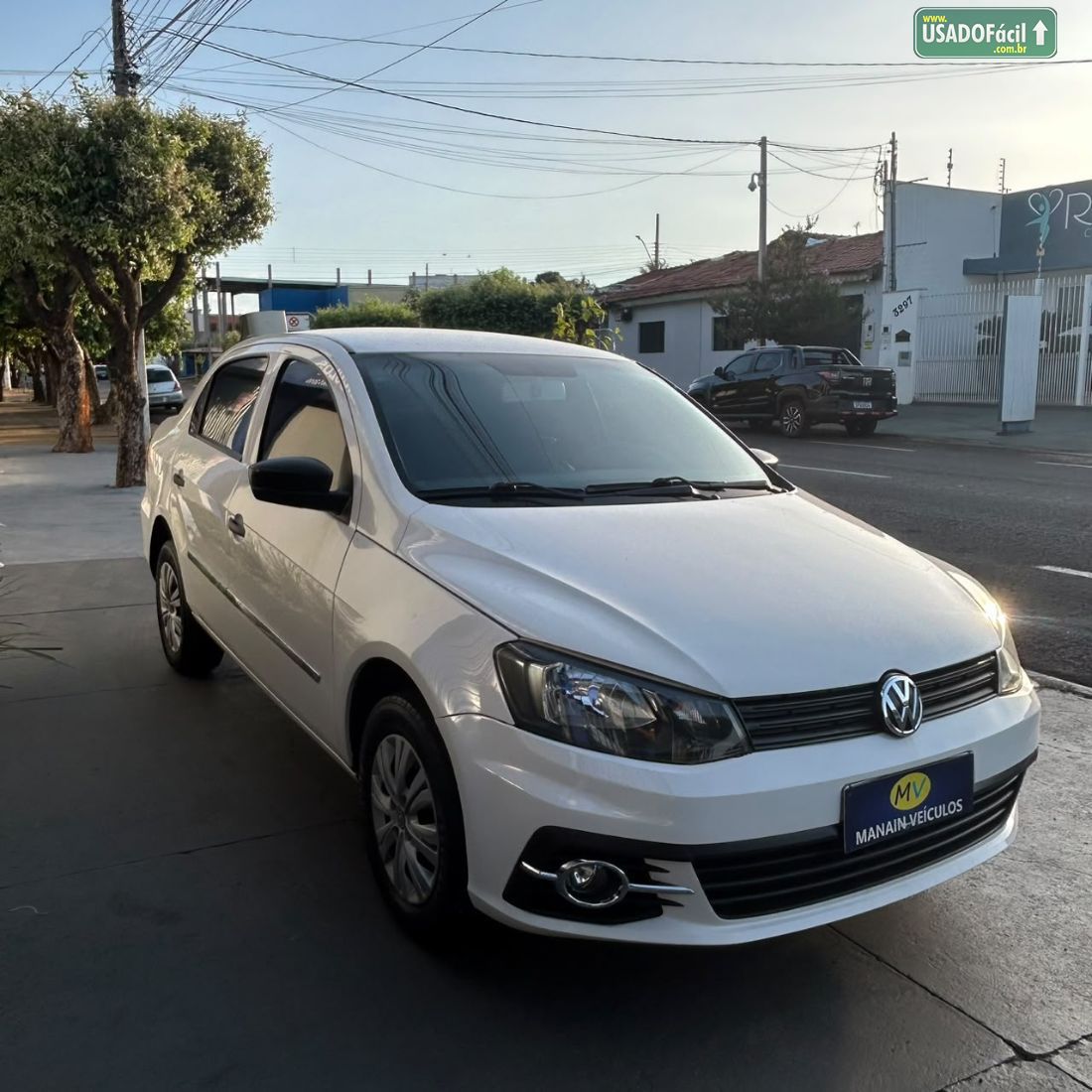 Volkswagen Voyage Comfortline 1.0 Total Flex 2017/2018 — foto 3 de 8
