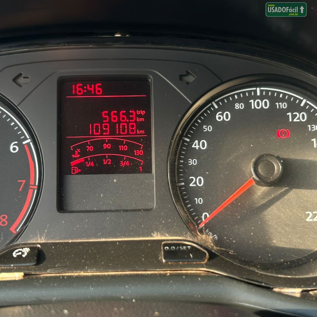 Volkswagen Voyage Comfortline 1.0 Total Flex 2017/2018 — foto 8 de 8