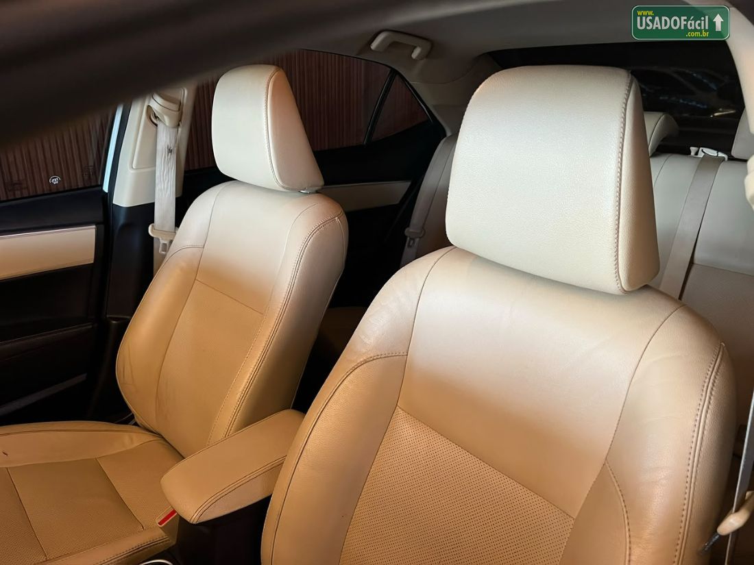 Toyota Corolla Altis Premium 2.0 Automático Flex 2018/2019 — foto 9 de 13
