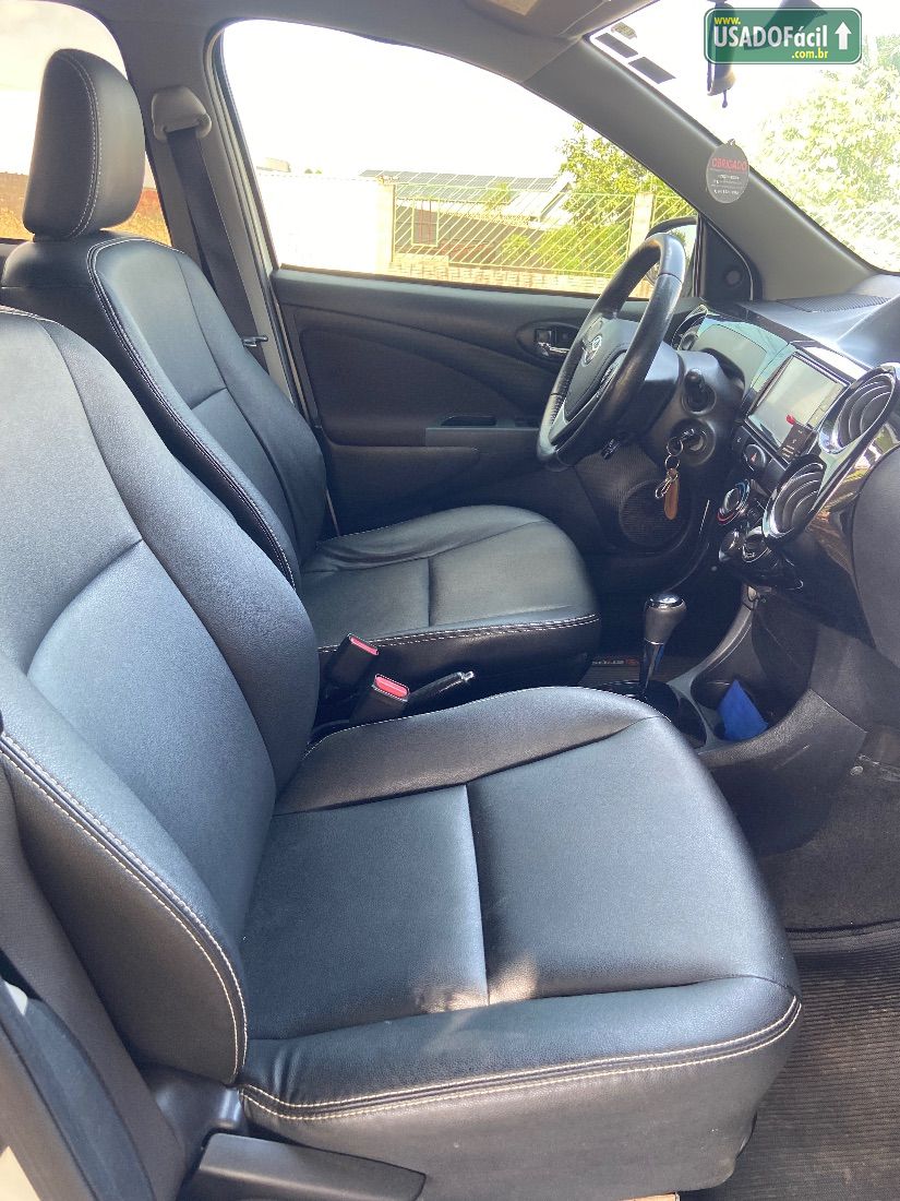 Toyota Etios Sedan XLS 1.5 Automático Flex 2017/2017 — foto 11 de 14