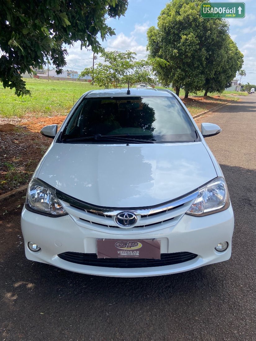 Toyota Etios Sedan XLS 1.5 Automático Flex 2017/2017 — foto 2 de 14