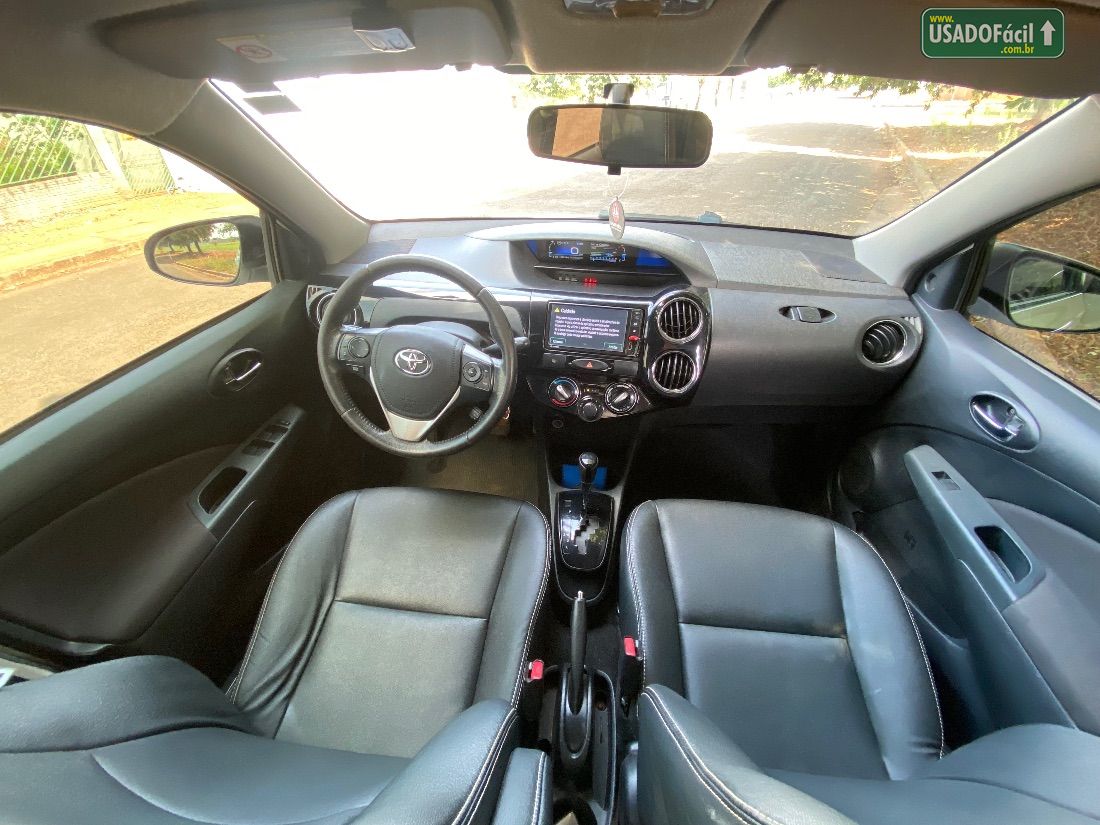Toyota Etios Sedan XLS 1.5 Automático Flex 2017/2017 — foto 7 de 14