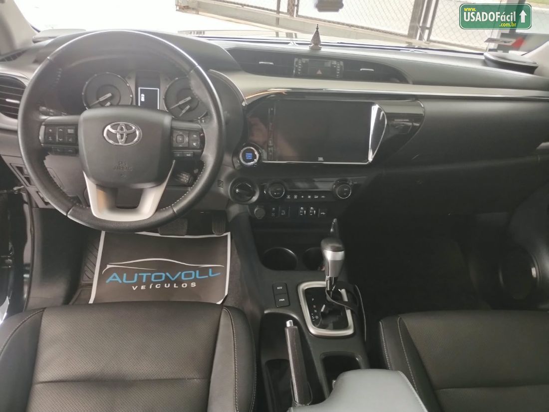 Toyota Hilux SRX CD 2.8 4x4 TDI Automático Diesel 2024/2024 — foto 13 de 15