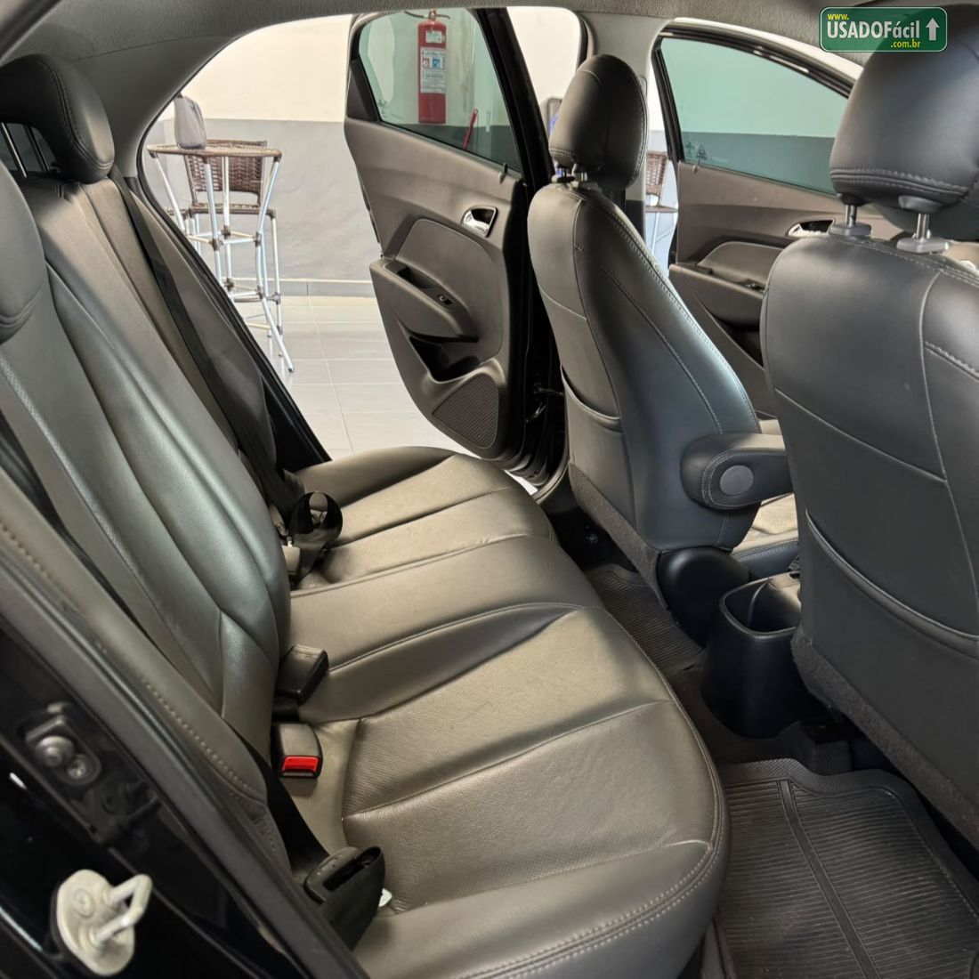 Hyundai HB20 Hatch Premium 1.6 Automático Flex 2014/2015 — foto 7 de 10