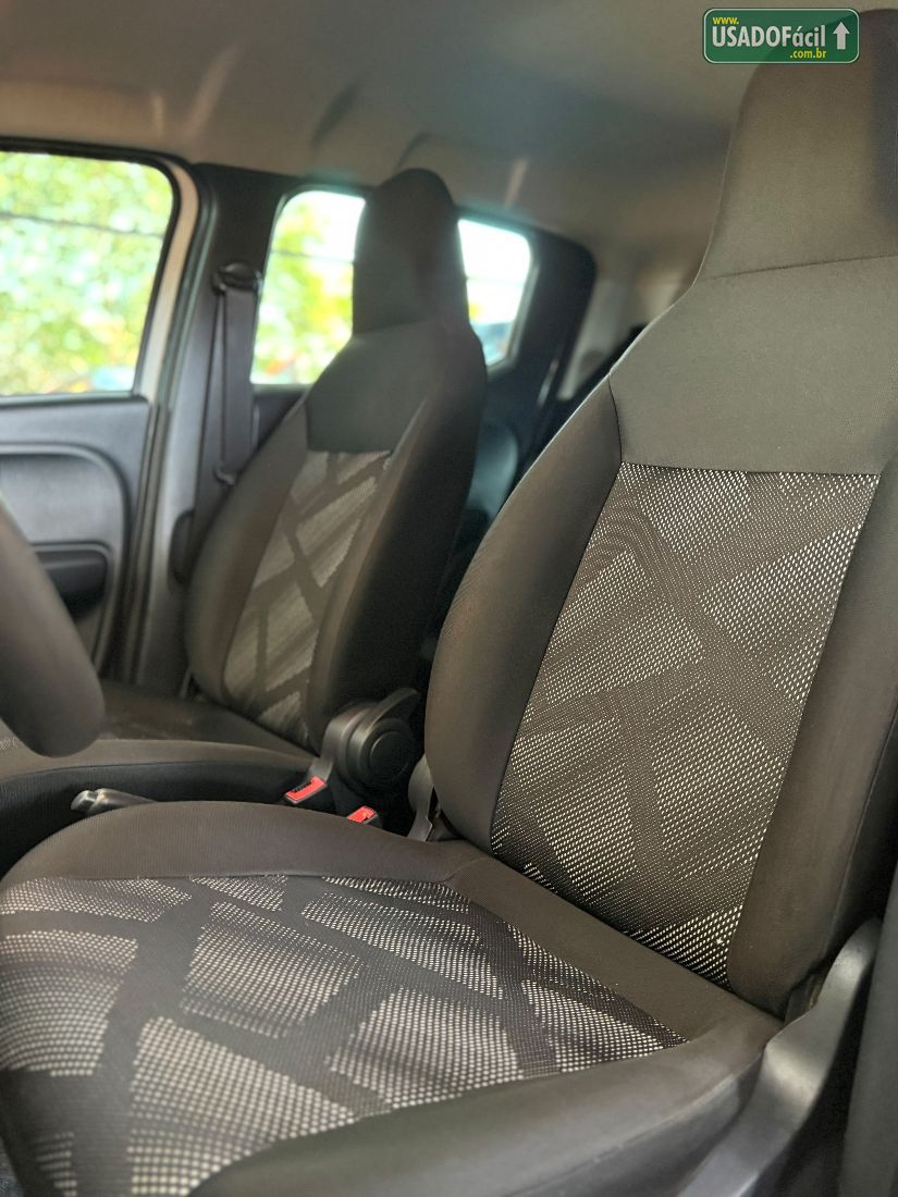 Fiat Mobi Like Flex 2023/2024 — foto 13 de 14