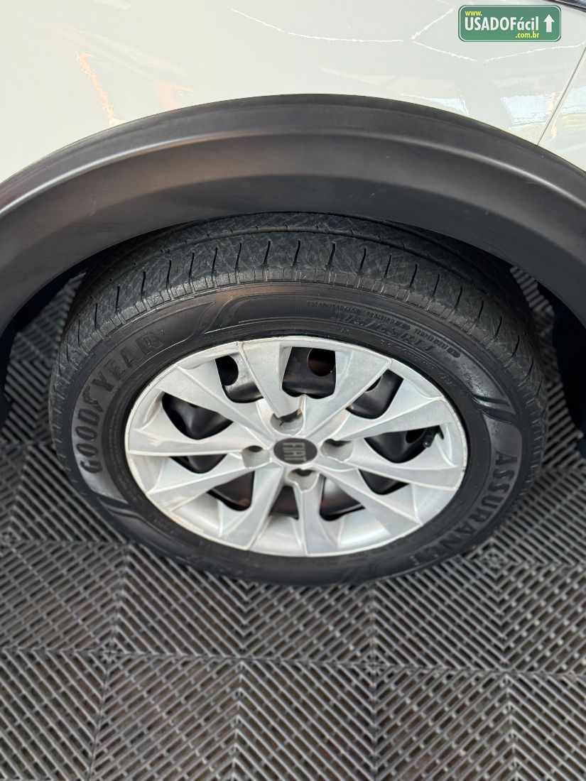 Fiat Mobi Like Flex 2023/2024 — foto 7 de 14