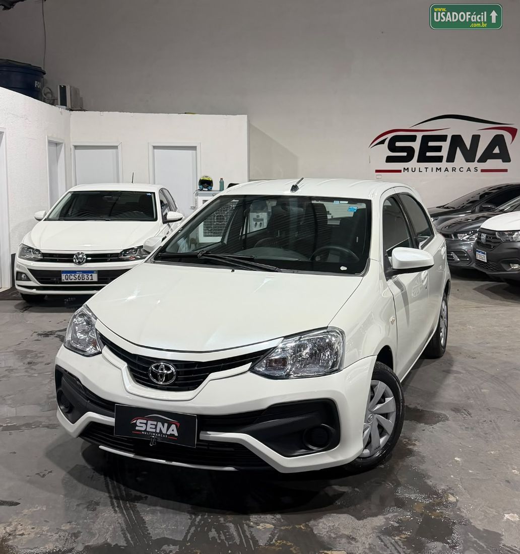 Toyota Etios Hatch XS 1.5 Automático Flex 2017/2018 — foto 8 de 10