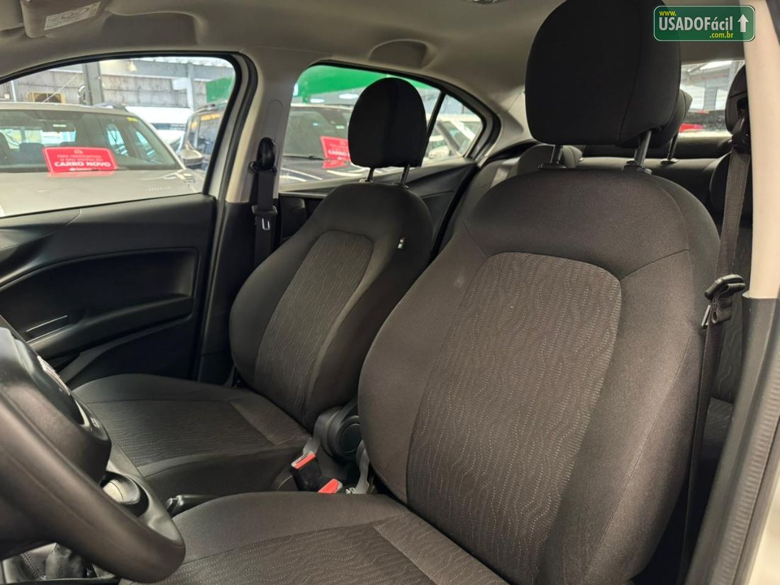 Fiat Cronos Drive 1.3 Automático Flex 2024/2025 — foto 17 de 18