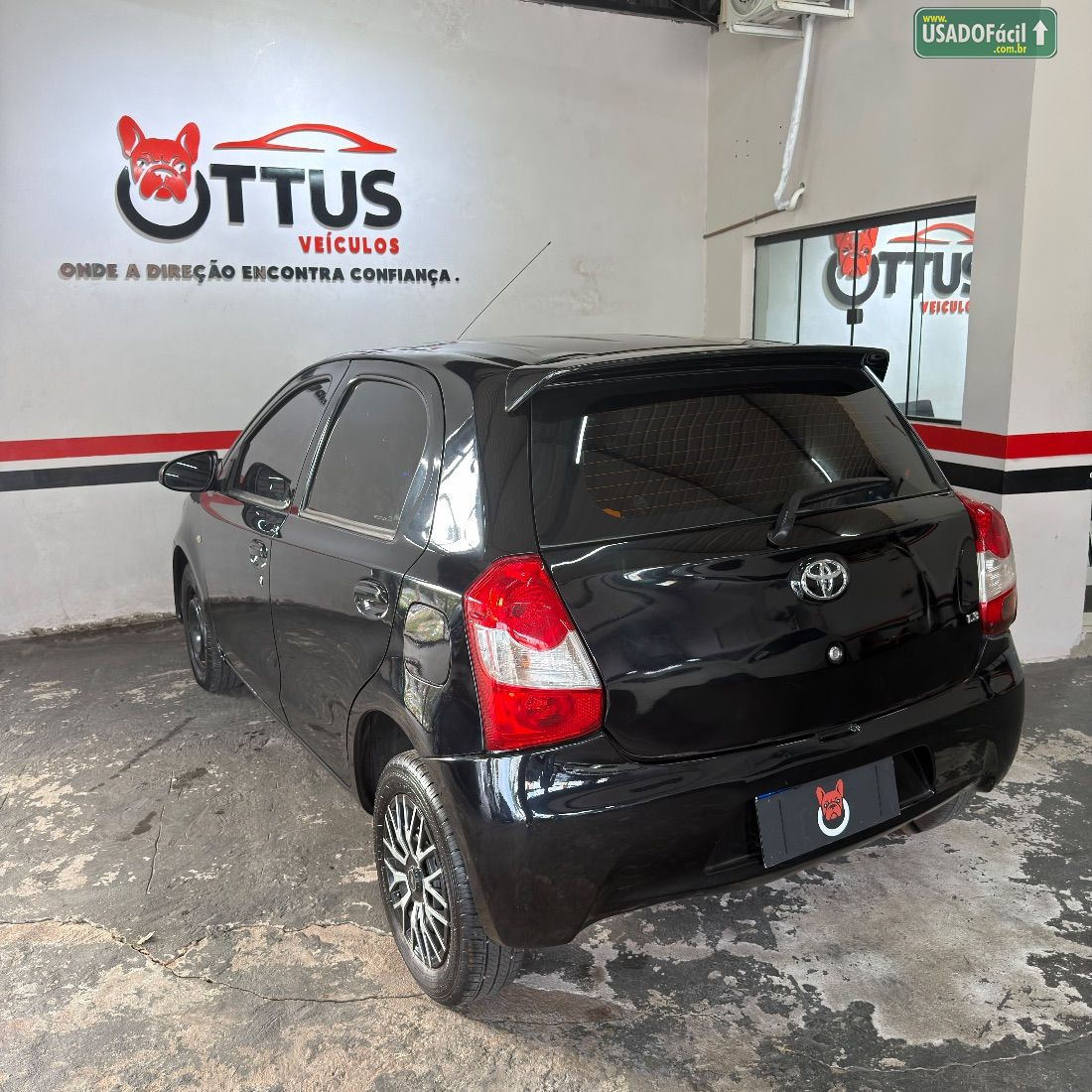 Toyota Etios Hatch X 1.3 Mecânico Flex 2015/2016 — foto 14 de 16