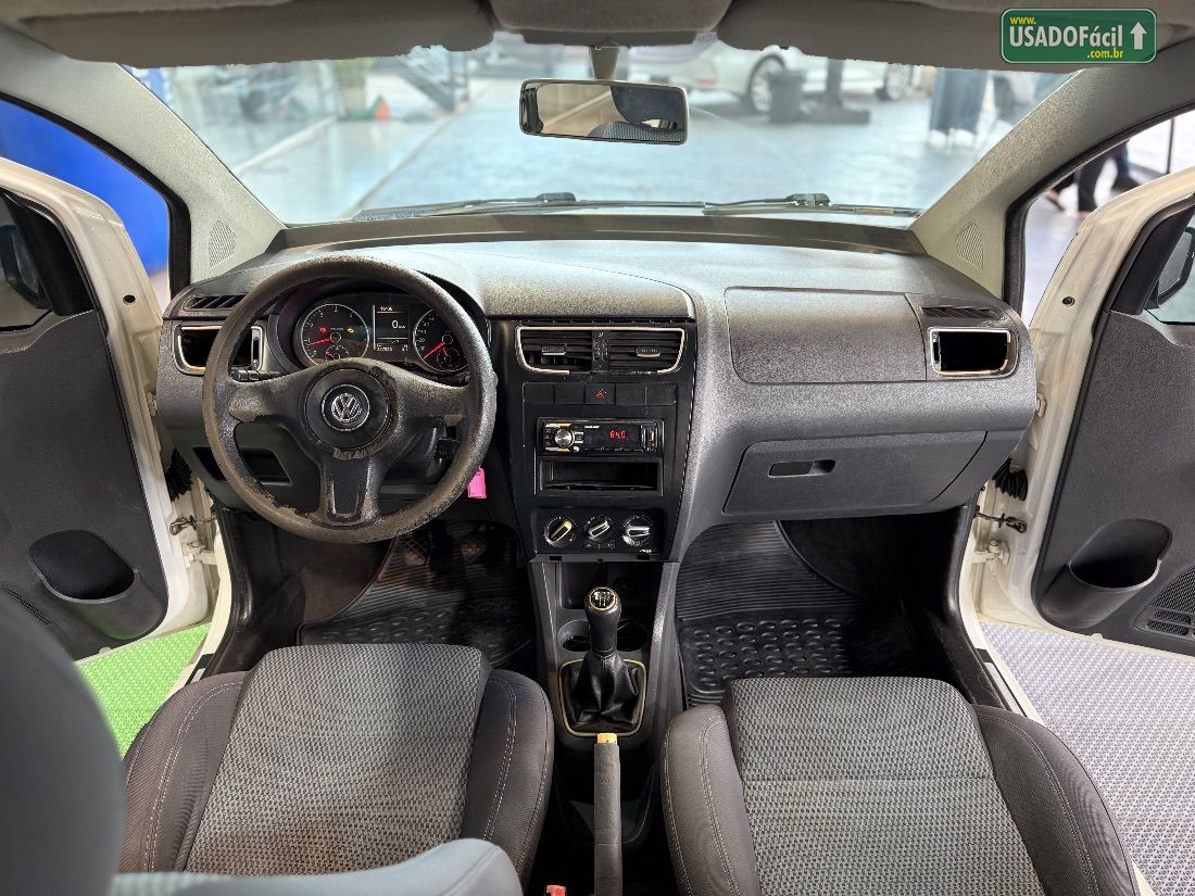 Volkswagen Fox 1.6 Mi 4P Total Flex 2013/2014 — foto 7 de 12