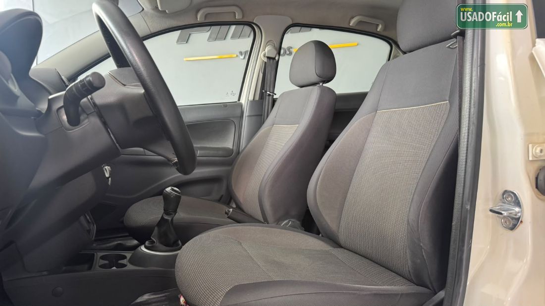 Volkswagen Gol 1.0 Mi 2P Total Flex 2013/2014 — foto 14 de 16