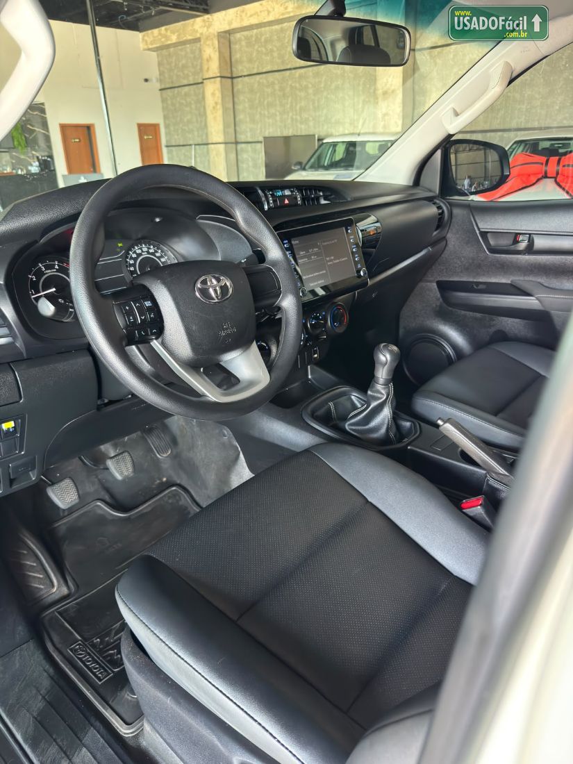 Toyota Hilux CD 2.8 4x4 Mecânico Diesel 2023/2023 — foto 16 de 17