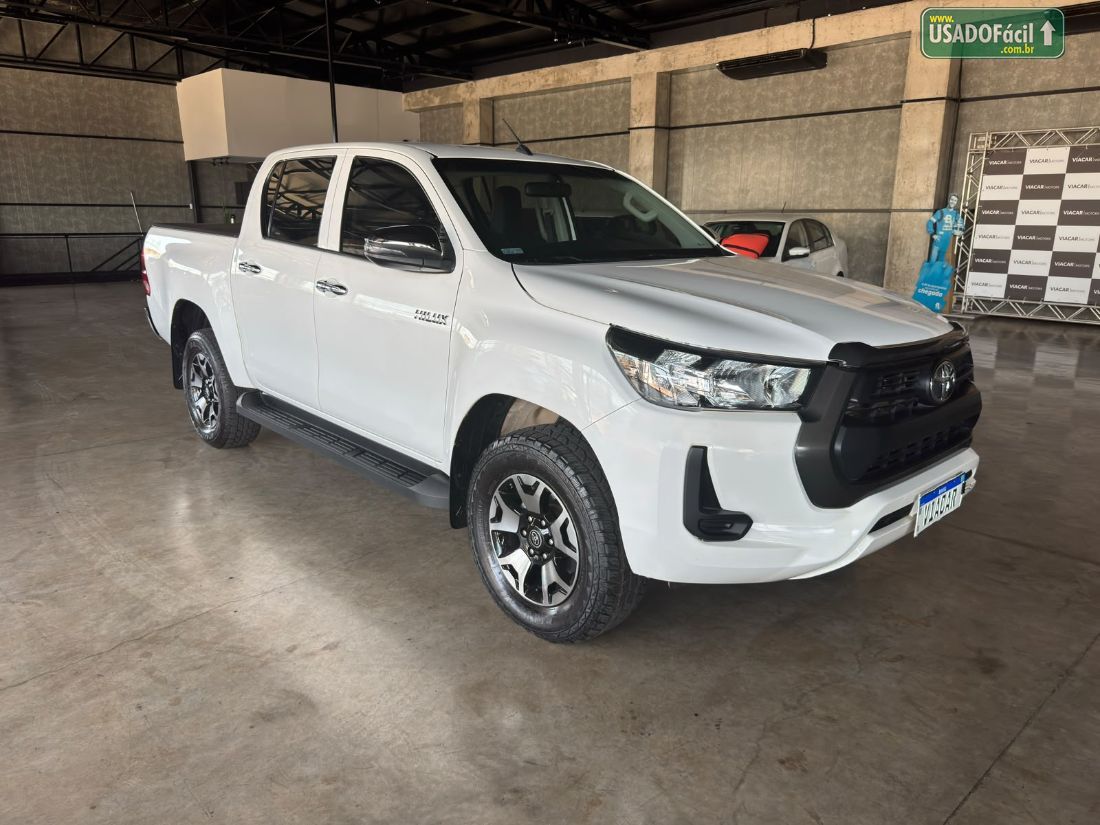 Toyota Hilux CD 2.8 4x4 Mecânico Diesel 2023/2023 — foto 7 de 17