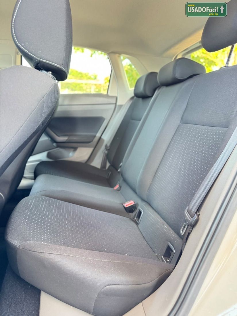 Volkswagen Polo Comfortline 1.0 200 TSI Automático Flex 2017/2018 — foto 9 de 12