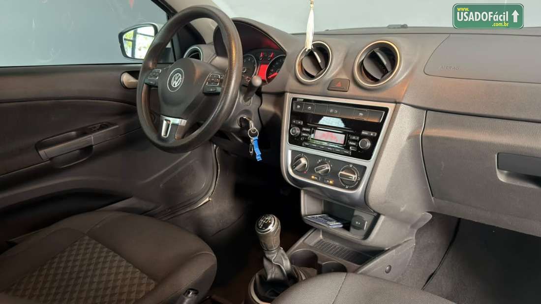 Volkswagen Voyage Comfortline 1.6 Total Flex 2015/2015 — foto 11 de 17