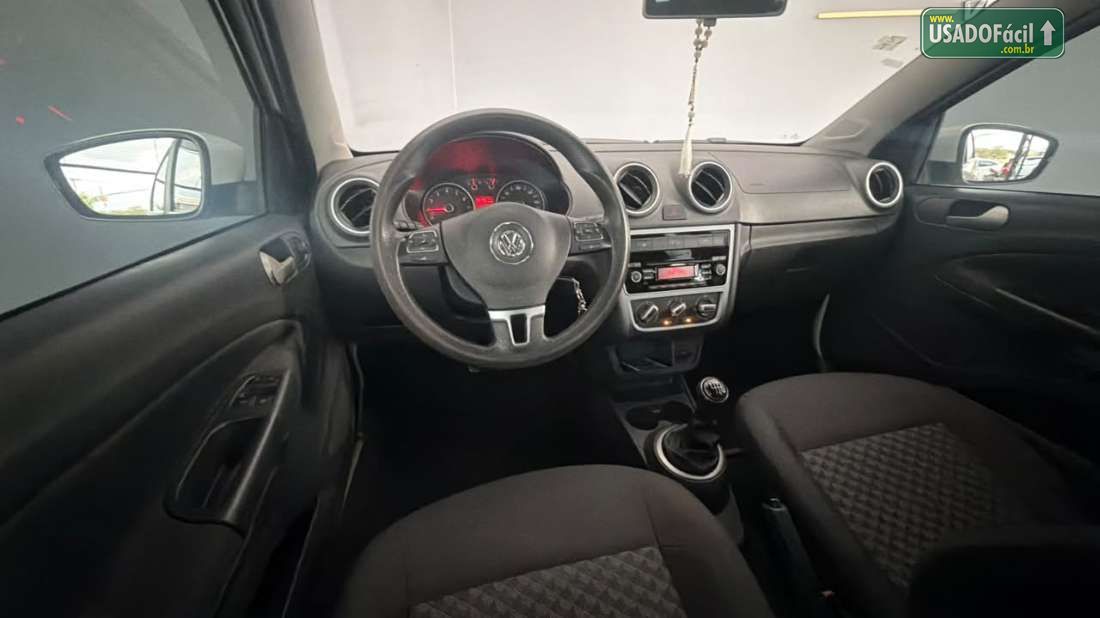 Volkswagen Voyage Comfortline 1.6 Total Flex 2015/2015 — foto 10 de 17