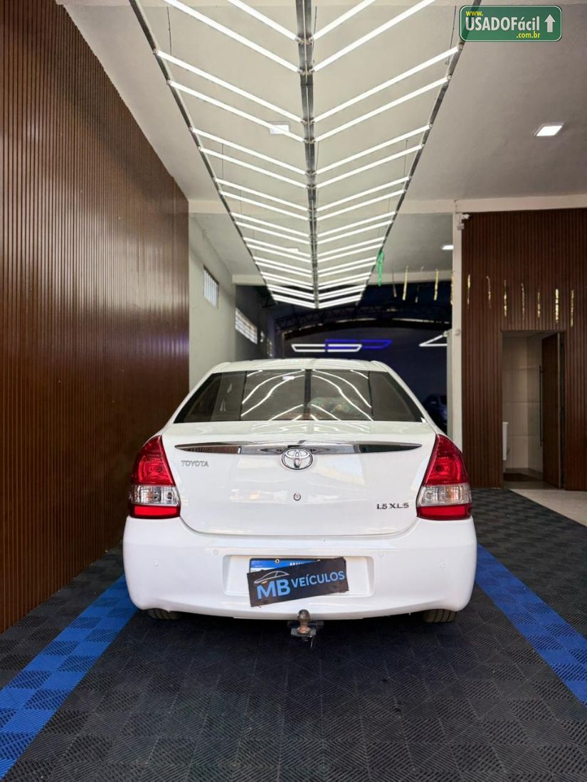 Toyota Etios Sedan XLS 1.5 Mecânico Flex 2013/2013 — foto 14 de 14