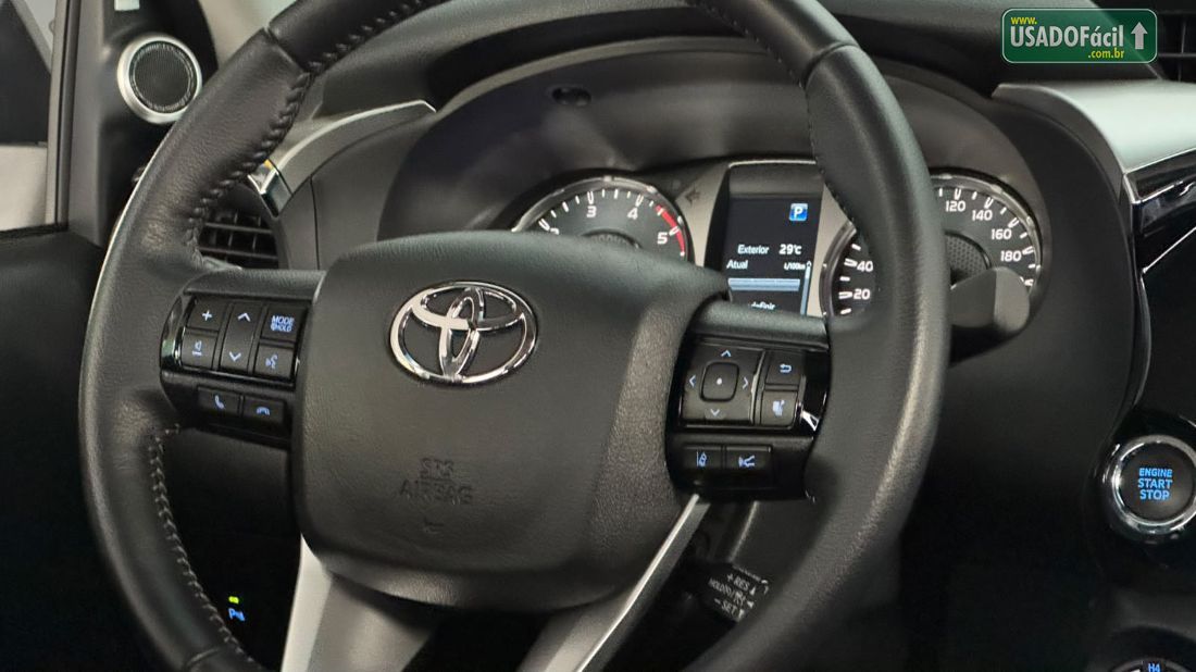 Toyota Hilux SRX CD 2.8 4x4 TDI Automático Diesel 2026/2026 — foto 11 de 14