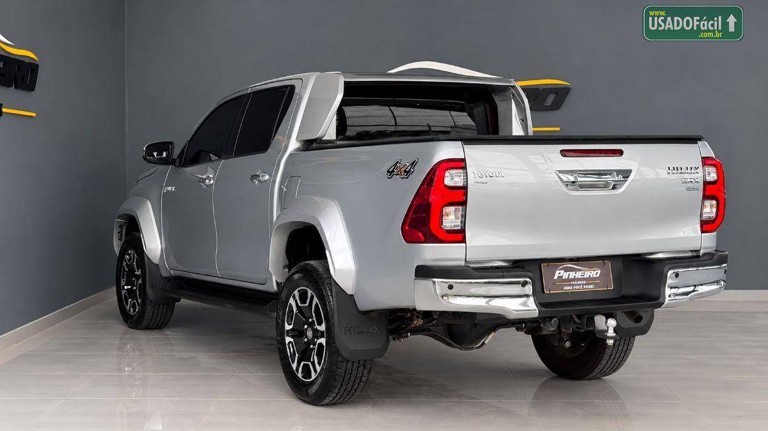 Toyota Hilux SRX CD 2.8 4x4 TDI Automático Diesel 2026/2026 — foto 9 de 14