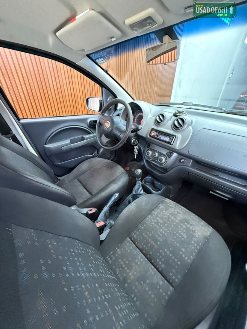 Fiat Uno Vivace 1.0 EVO Fire Flex 5P 2014/2015 — foto 7 de 15