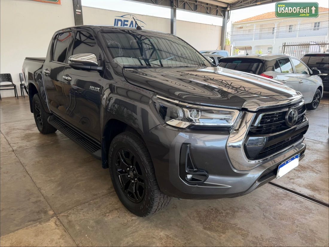 Toyota Hilux SRX CD 2.8 4x4 TDI Automático Diesel 2022/2022 — foto 2 de 11
