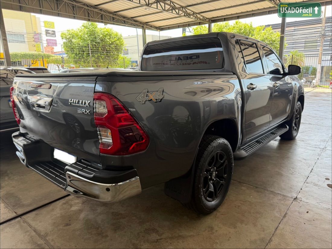 Toyota Hilux SRX CD 2.8 4x4 TDI Automático Diesel 2022/2022 — foto 3 de 11