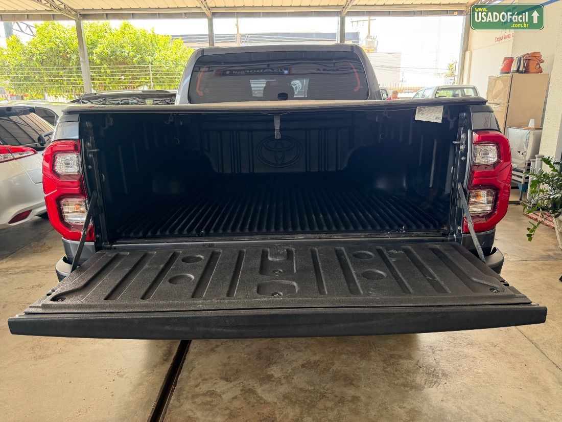 Toyota Hilux SRX CD 2.8 4x4 TDI Automático Diesel 2022/2022 — foto 6 de 11