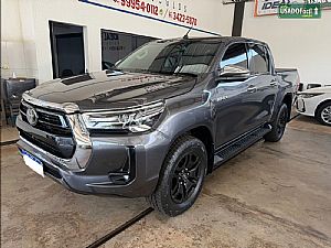 Toyota Hilux SRX CD 2.8 4x4 TDI Automático Diesel