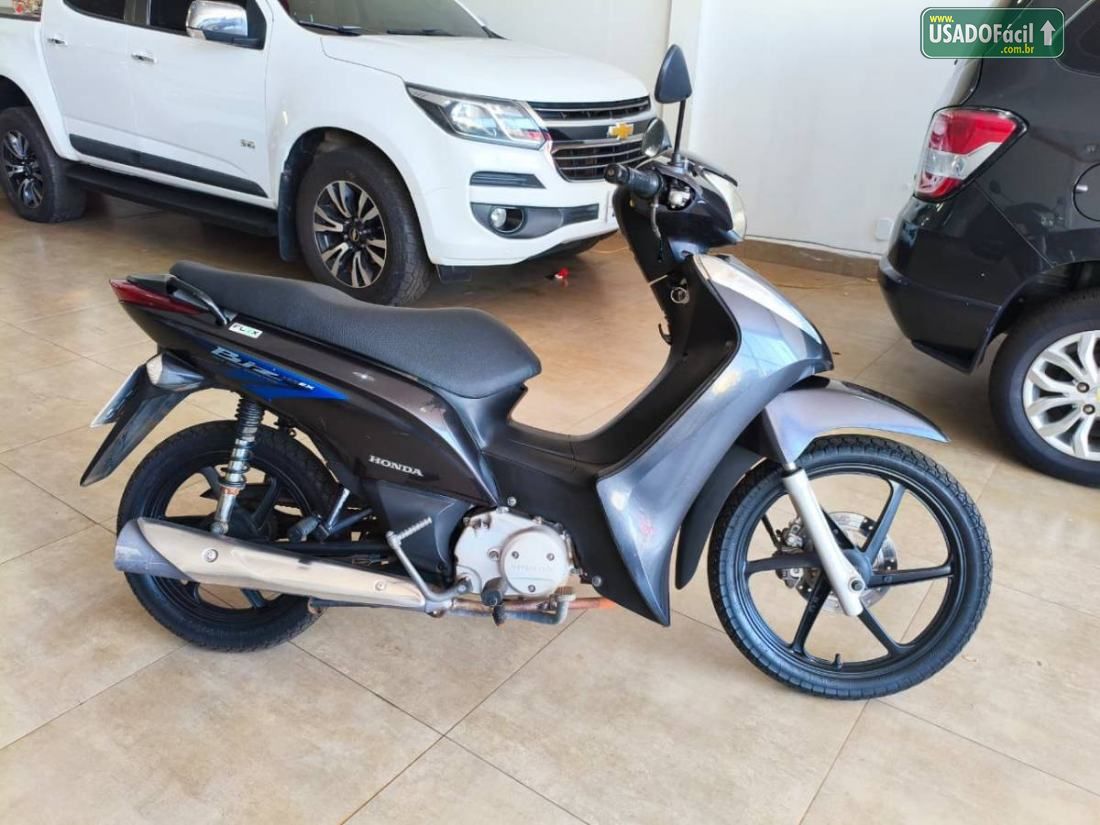Honda Biz 125 EX 2011/2012 — foto 5 de 11