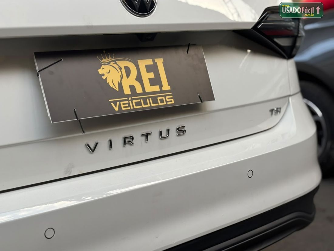 Volkswagen Virtus Comfortline 200 TSI Automático Flex 2023/2024 — foto 8 de 15