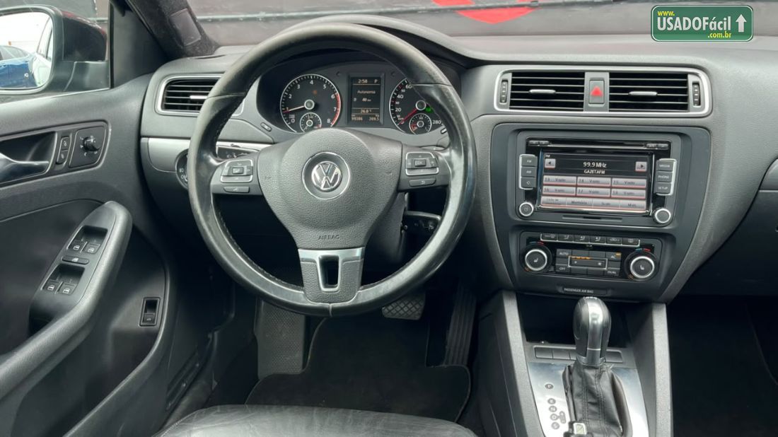 Volkswagen Jetta Highline 2.0 TSI Automático Tiptronic 2010/2011 — foto 11 de 25