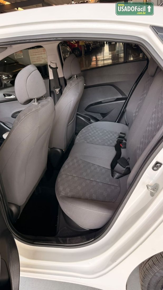 Hyundai HB20S Sedan Comfort Plus 1.6 Automático Flex 2017/2017 — foto 10 de 12