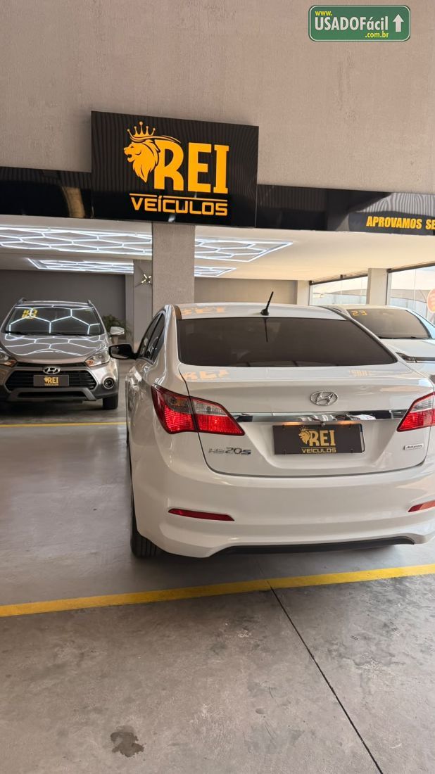 Hyundai HB20S Sedan Comfort Plus 1.6 Automático Flex 2017/2017 — foto 2 de 12