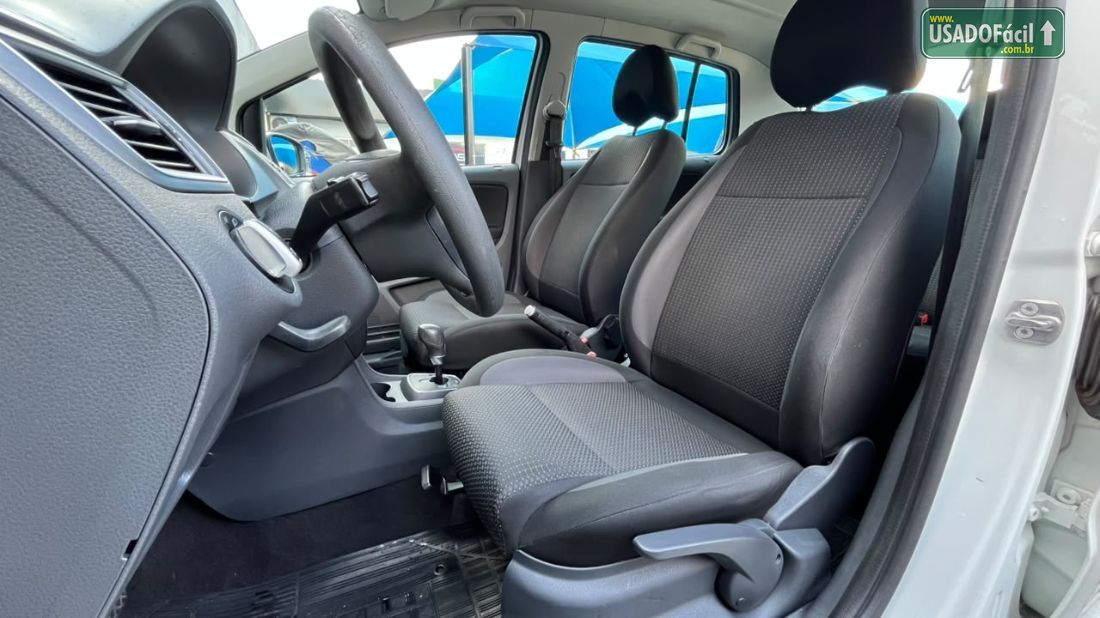 Volkswagen Fox Connect I Motion 1.6 4P Flex 2019/2019 — foto 16 de 18